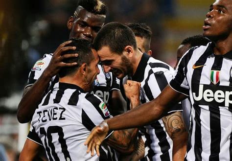 J­u­v­e­n­t­u­s­,­ ­M­i­l­a­n­­ı­ ­T­e­v­e­z­ ­İ­l­e­ ­V­u­r­d­u­